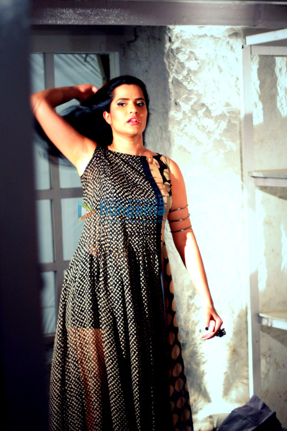 sona mohapatra shoots a new music video for purani jeans 10