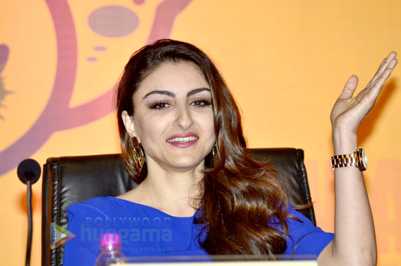 soha ali khan at education boutique 2014 launch 6