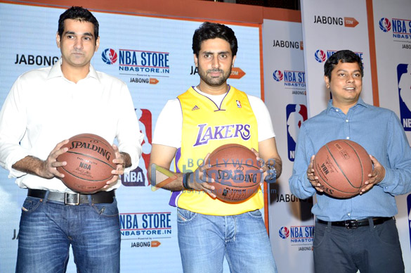 abhishek bachchan launches jabong nbastore in 3