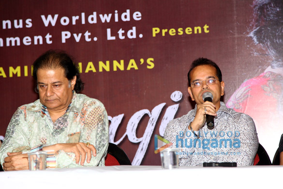kashmera shah snapped at the launch of govindas sisters album bandagi 6