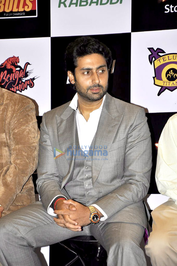abhishek bachchan at pro kabaddi auction 8