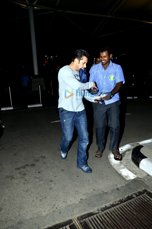 salman khan returns from modis swearing in ceremony 6