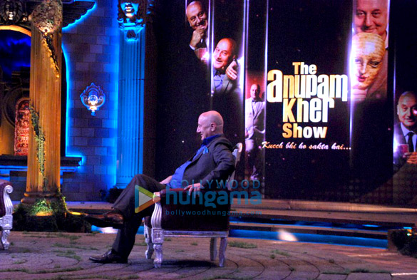 kapil sharma at on the sets of the anupam kher show 4