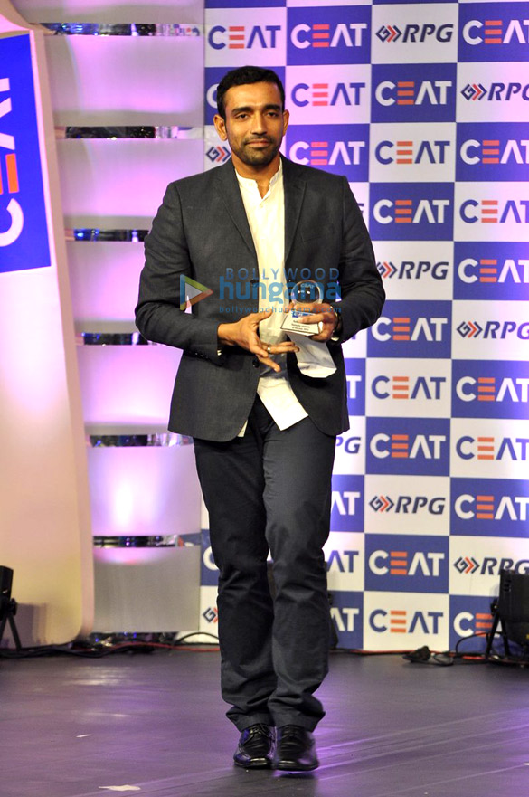 chitrangda singh performs at ceat cricket rating awards 2014 9
