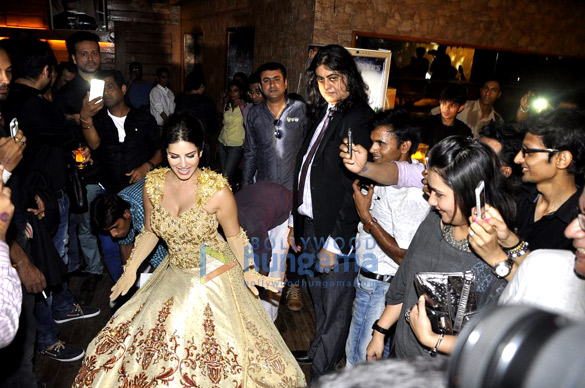 sunny leone koena unveil rohhit vermas new club wear collection 10