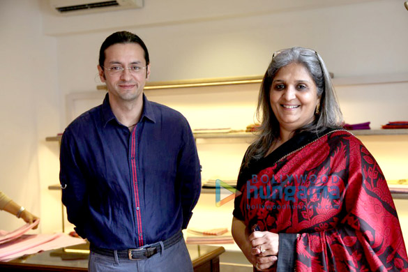 kirron kher graces the launch of the vaya store 4
