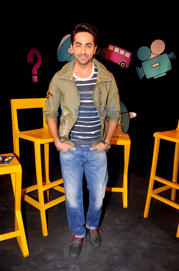 ayushmann khurrana on the sets of captain tiao 4 ayushmann khurrana on the sets of captain tiao 4