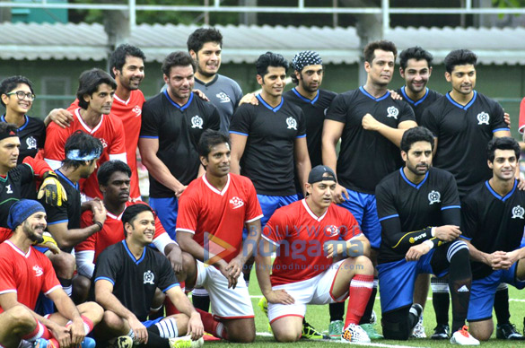 aamir hrithik abhishek at ira khans charity football match 20