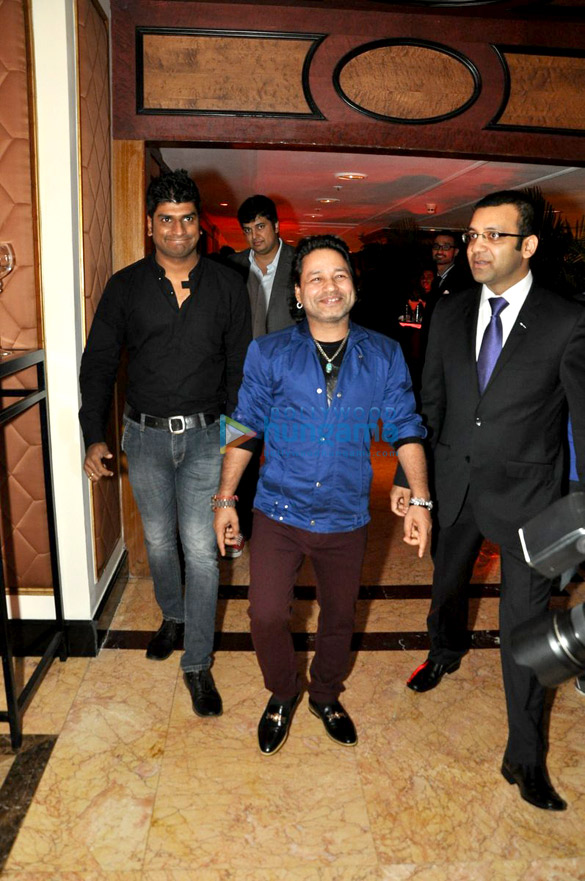 kailash kher performs at jaquar alive music experience 9