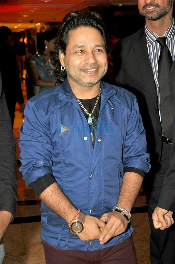 kailash kher performs at jaquar alive music experience 4