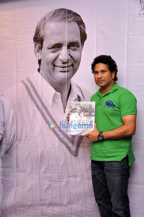 sachin at durgapur tribute book launch 4
