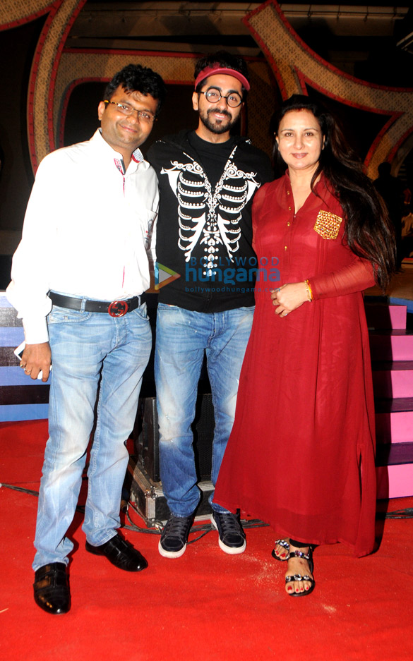 ayushmann khurrana rehearses for iiaa awards 2014 8