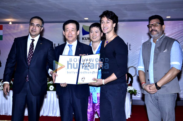 tiger shroff awarded with his 5th degree black belt 3