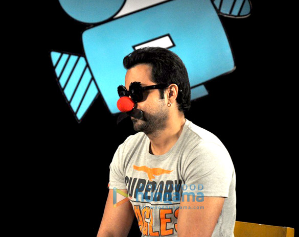 emraan hashmi snapped on the sets of captain tiao 7