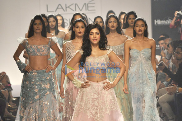 shruti haasan walks for shehla khan at lfw 2014 day 6 6