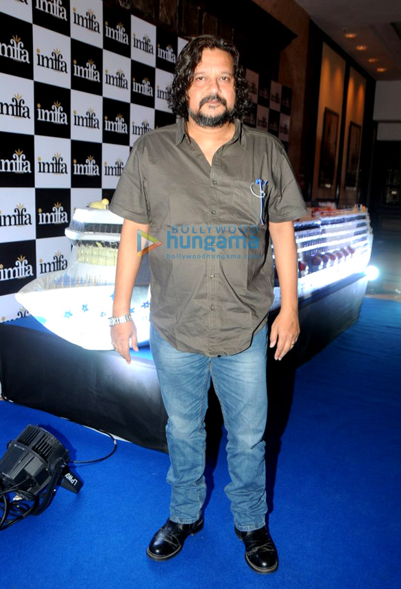 govinda graces the international marathi film festival awards 11