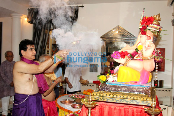 tusshar jeetendra celebrates ganesh chaturthi 3