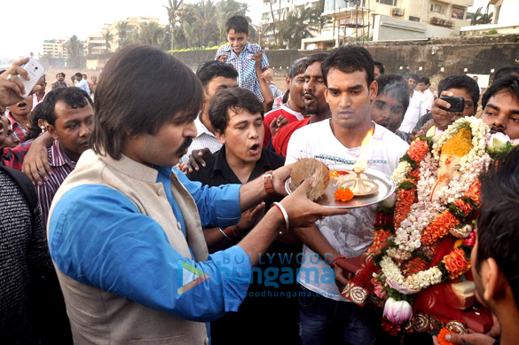 vivek oberoi his familys ganpati visarjan 8