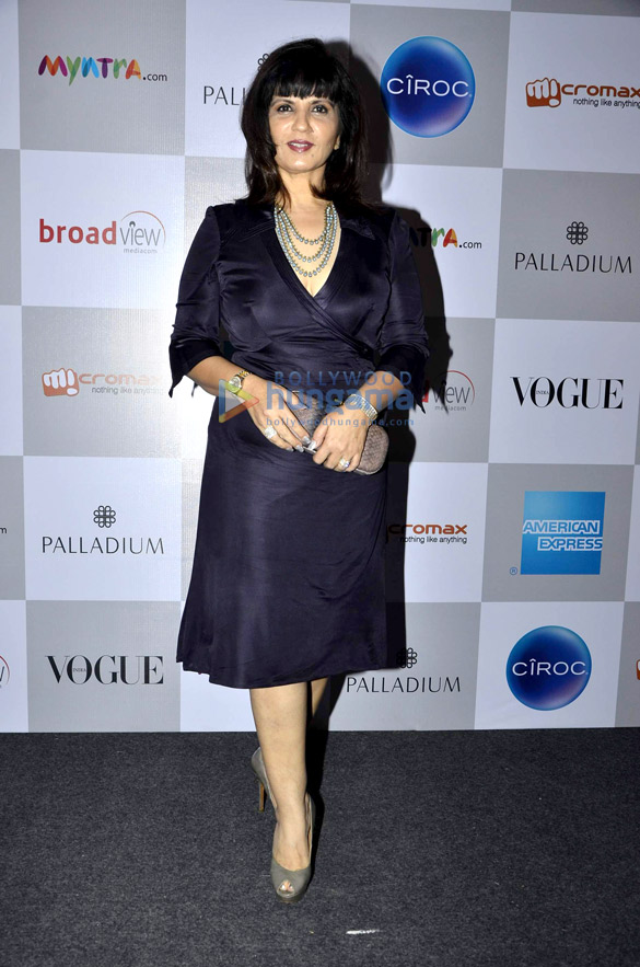 deepika padukone arjun kapoor sonam kapoor neha dhupia at vogue night out 11