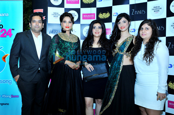 launch of apparel line muaak at the india fashion week dubai 5