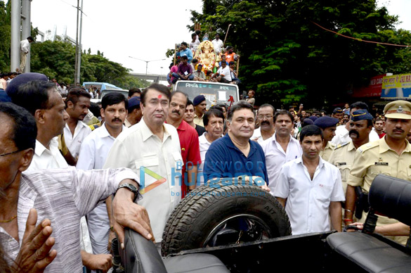 randhir kapoor rishi kapoor rajeev kapoors ganpati visarjan 5