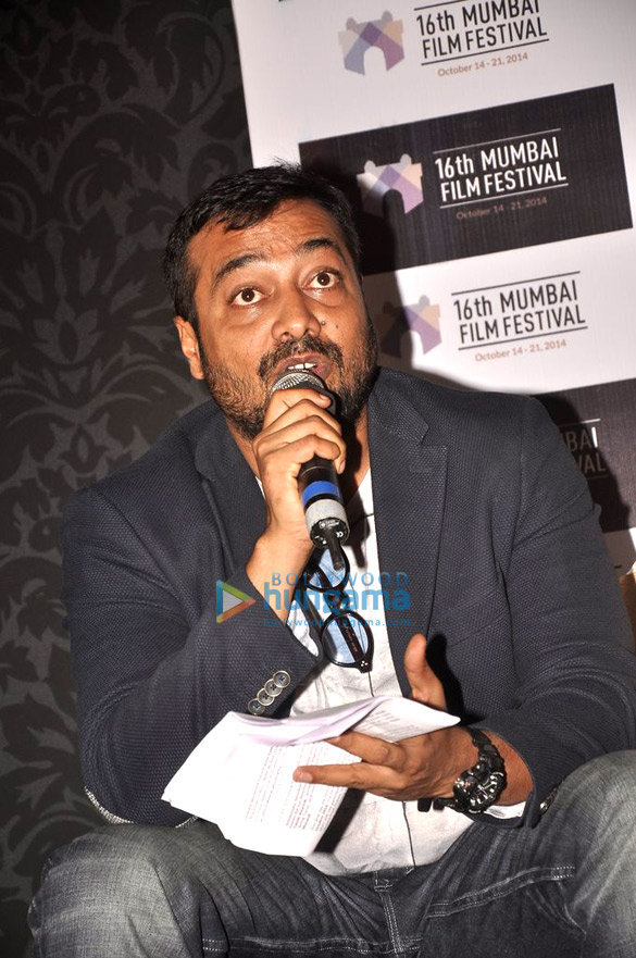 farhan akhtar kiran rao at 16th mumbai film festival press conference 5