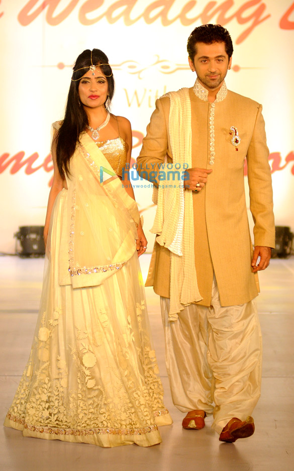 amy billimoria presented her exuberant and classy collection the wedding day 10