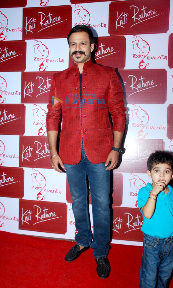 vivek oberoi at kirti rathores store launch 6