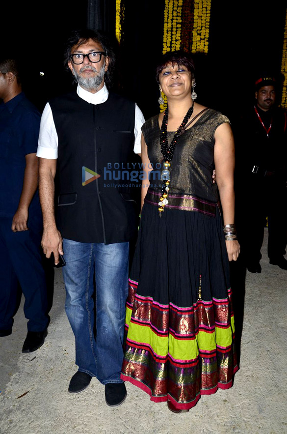 amitabh bachchan and family celebrate diwali in style 26