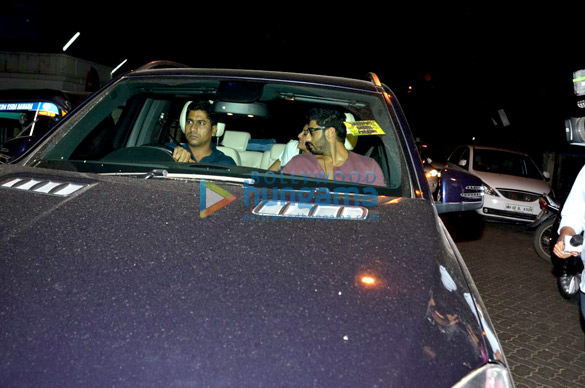 varun dhawan arjun kapoor huma qureshi snapped in juhu 3