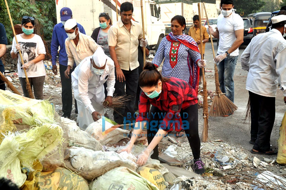 tamannaah bhatia at swachh bharat cleanliness drive 6
