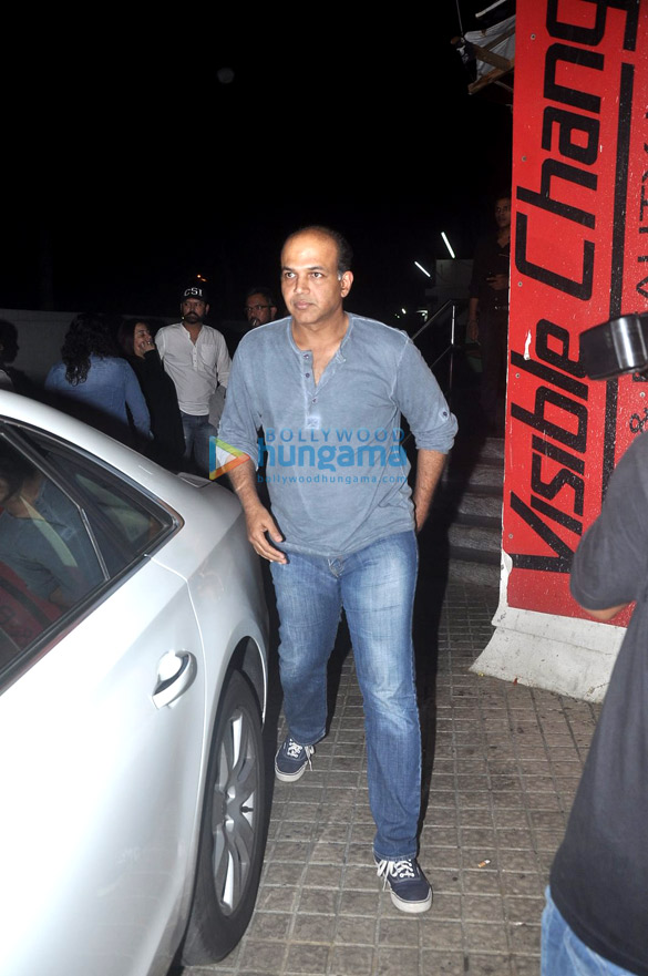 abhishek bachchan aishwarya rai bachchan snapped 6