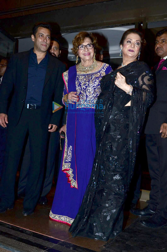 bollywood biggies at arpita khans marriage reception 22