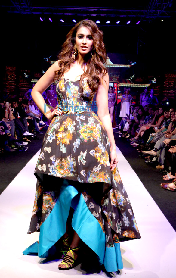 malaika arora khan ileana dcruz richa chadda at the grand finale of madame style week 3