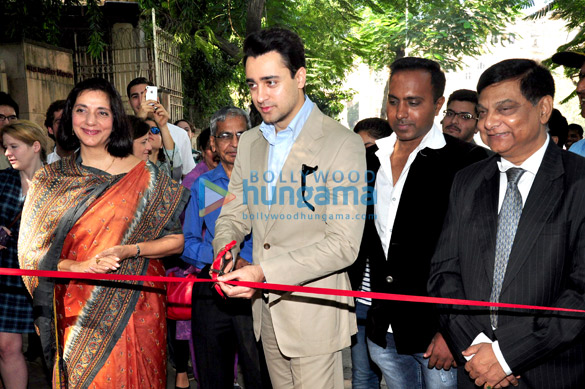 imran khan inaugurated the indian merchants chamber lets look east embracing the eastern portlands exhibition 2