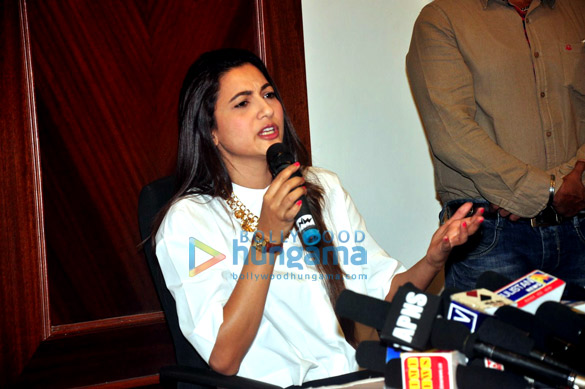 gauahar khan speaks to media on slap gate controversy 6