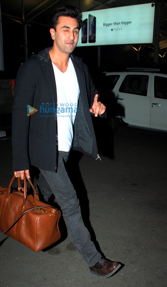 ranveer singh ranbir kapoor sridevi ayushmann khurrana snapped at the airport 3