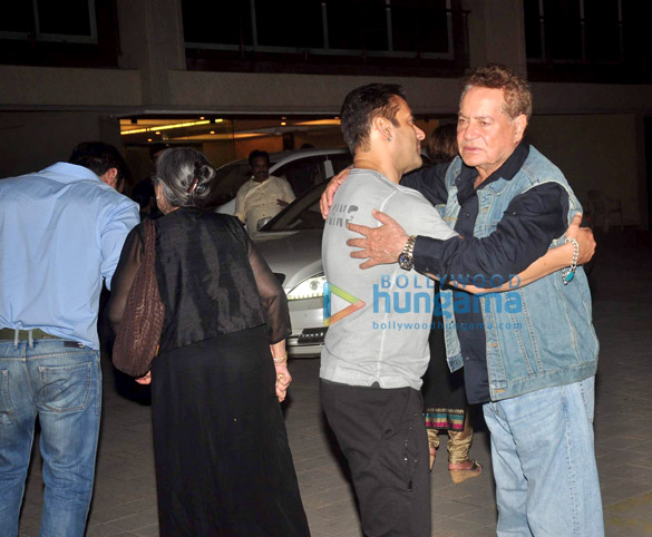 salman khans family celebrates salma khans birthday 6