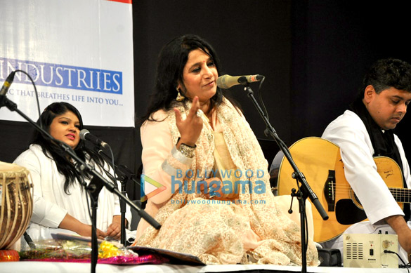 kavita seths fund raiser concert for alert india 3