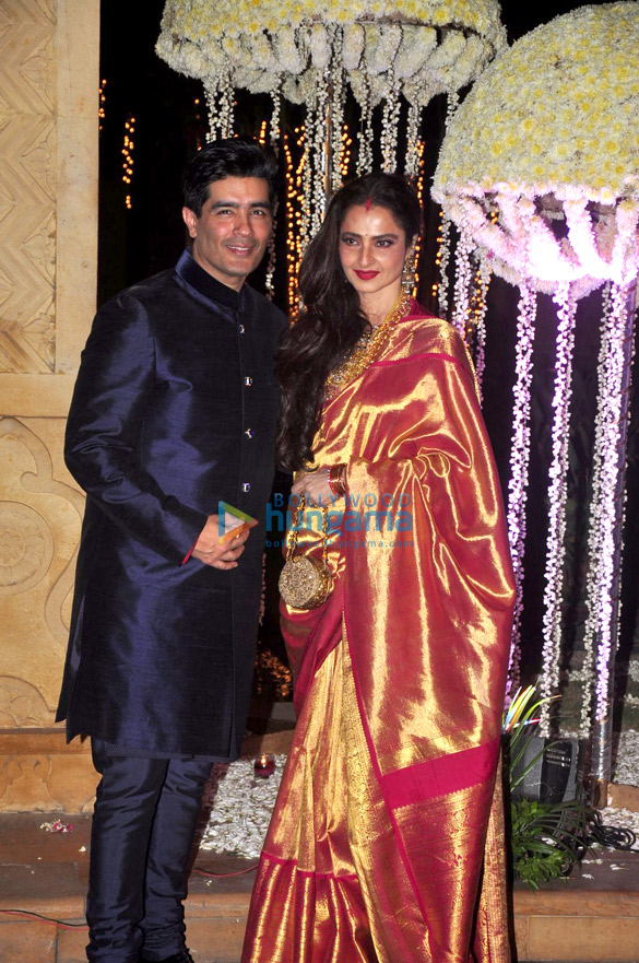 celebs grace riddhi malhotra tejas talwalkars wedding reception 4