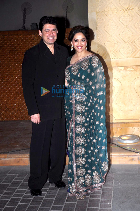 celebs grace riddhi malhotra tejas talwalkars wedding reception 5
