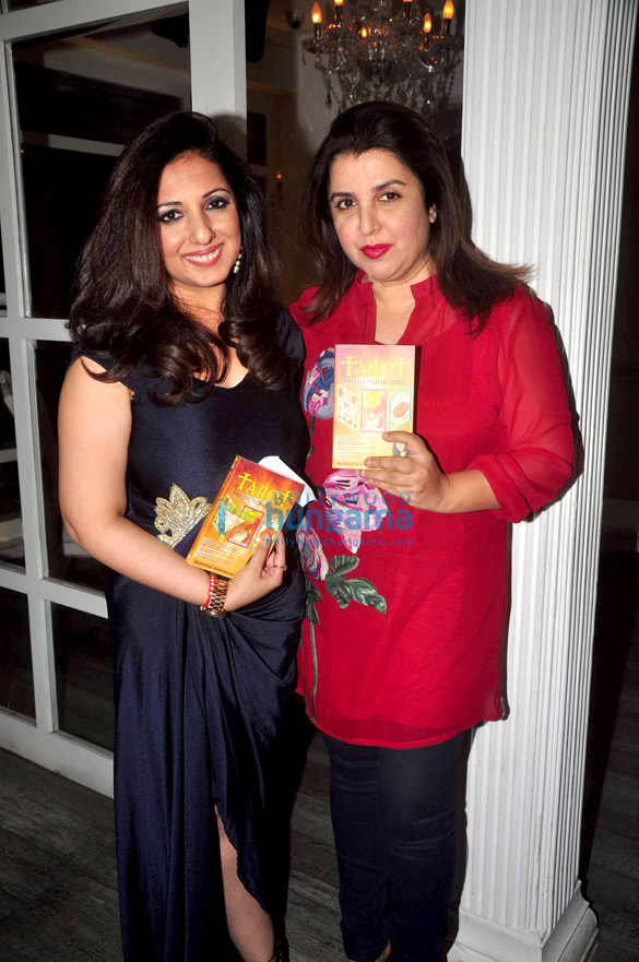 farah khan launches munisha khatwanis book tarot predictions 2015 2