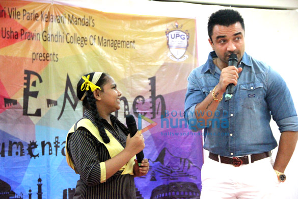 ajaz khan graces rotaract club of upg colleges mauj e manch function 3