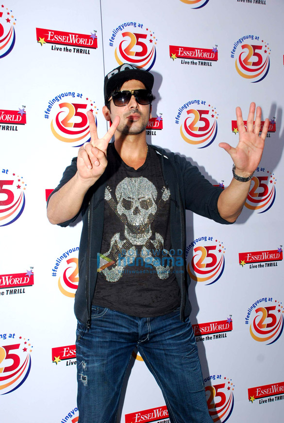 zayed khan attend essel worlds silver jubilee celebration 4