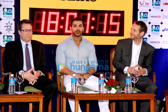 john abraham at standard chartered mumbai marathon 2015 press conference 4