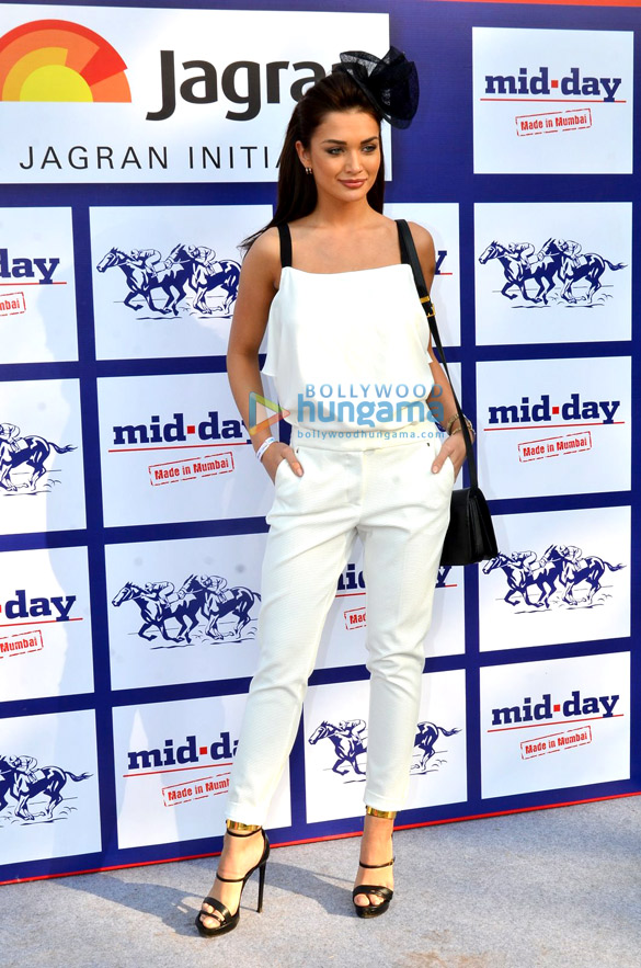 celebs grace the mid day trophy 2015 8