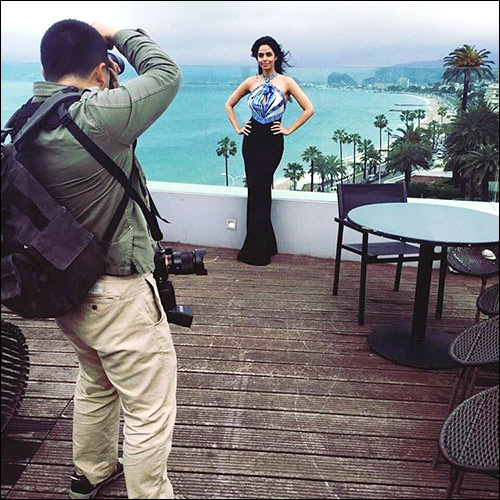 check out mallika sherawat makes an appearance at cannes 3