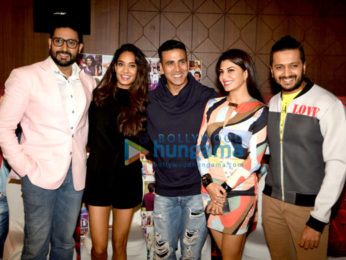 Abhishek Bachchan, Lisa Haydon, Akshay Kumar, Jacqueline Fernandez, Riteish Deshmukh