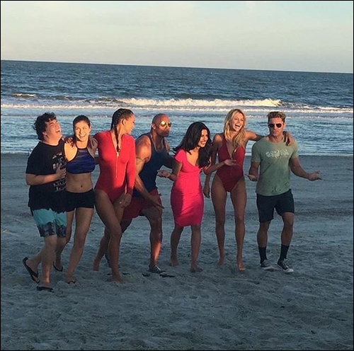 check out priyanka chopra shoots for baywatch and quantico in the us 2
