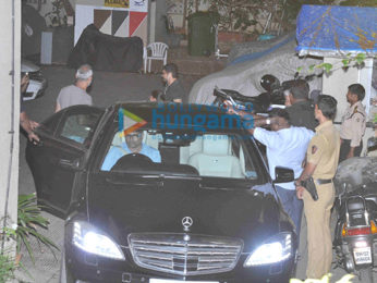 Aamir Khan snapped with mother in Bandra